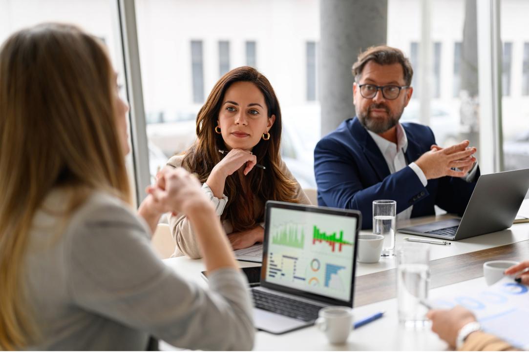 Vergelijking van kosten en vergoedingen voor een werkplekonderzoek in 2026 Vergelijking van kosten en vergoedingen voor een werkplekonderzoek in 2026